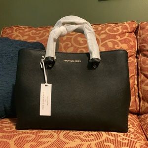 Michael Kors Savannah Satchel